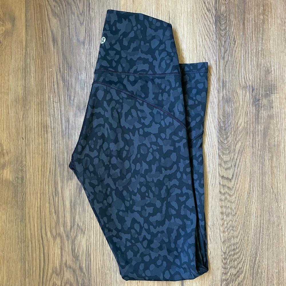 Lululemon leggings!